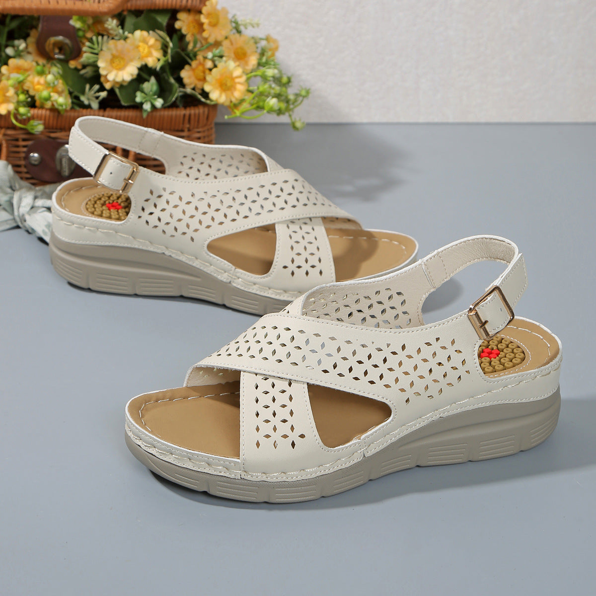 Hollow cross strap thick soled sandals for women, lightweight wedge and beach sandals